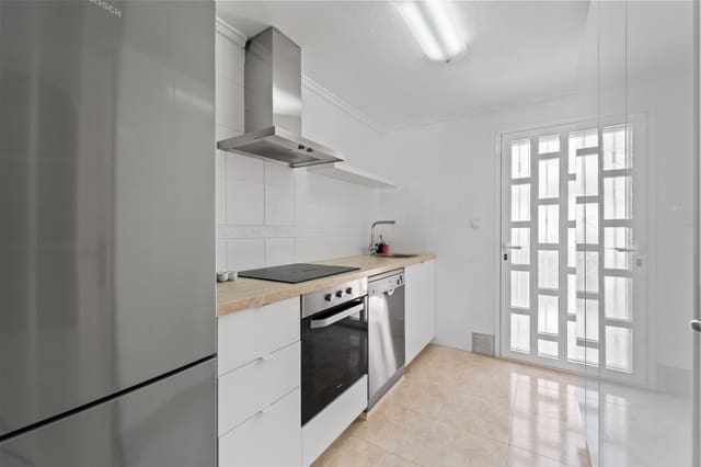 3 makuuhuone Omakotitalo myytävänä paikassa Ciudad Quesada, Rojales mukana uima-altaan - 240 000 € (Ref: 9761697)