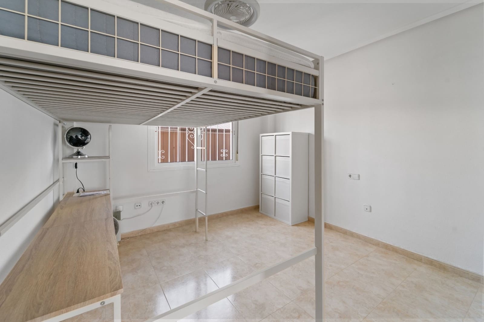 3 makuuhuone Omakotitalo myytävänä paikassa Ciudad Quesada mukana uima-altaan - 240 000 € (Ref: 9761697)