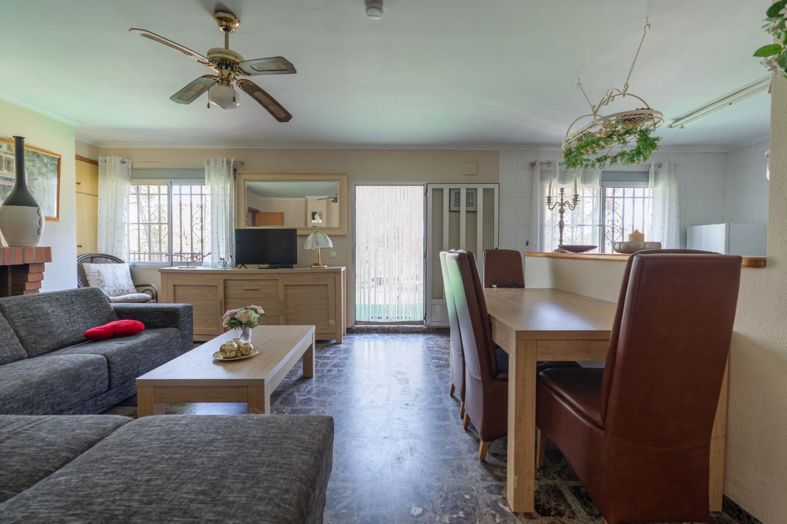 11 makuuhuone Maalaistalo myytävänä paikassa Bocairent mukana uima-altaan - 399 950 € (Ref: 9765035)