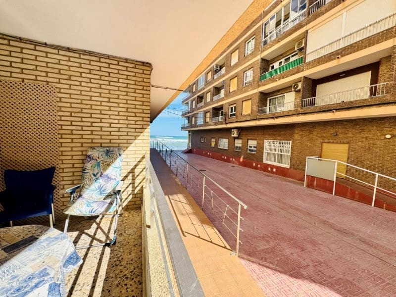 3 camera da letto Appartamento sulla Spiaggia in vendita in La Mata - 350.000 € (Rif: 9772814)