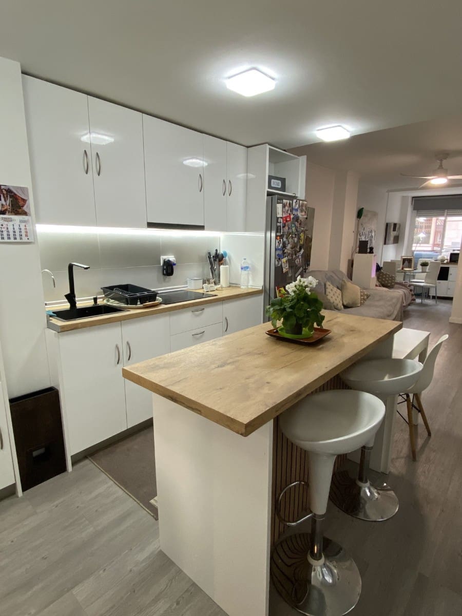 2 soveværelse Lejlighed til salg i La Marina del Pinet - € 179.000 (Ref: 9784838)