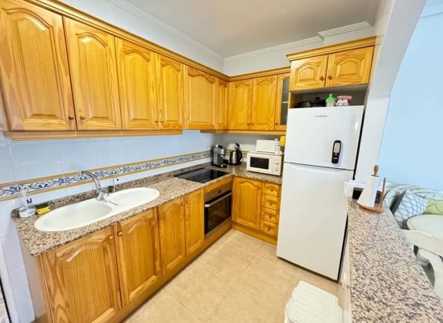 2 slaapkamer Appartement te koop in Villamartin, Orihuela met zwembad - € 165.000 (Ref: 9784842)