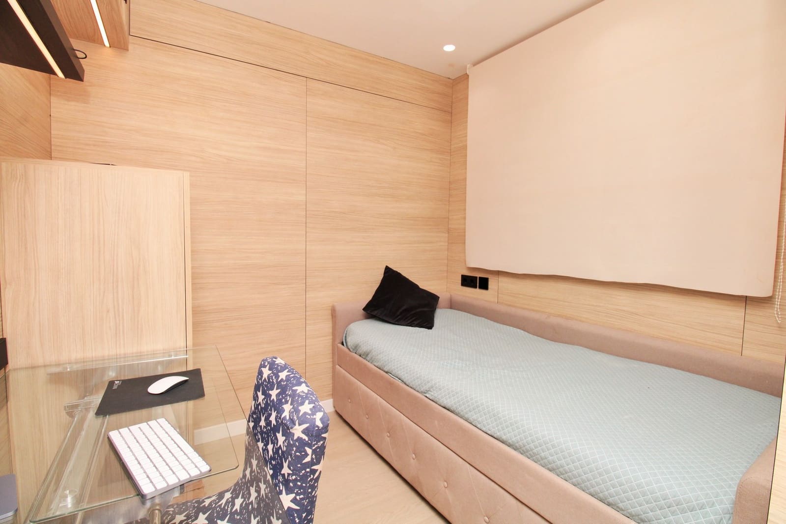 3 bedroom Apartment for sale in Torrevieja with pool - € 280,000 (Ref: 9784844)