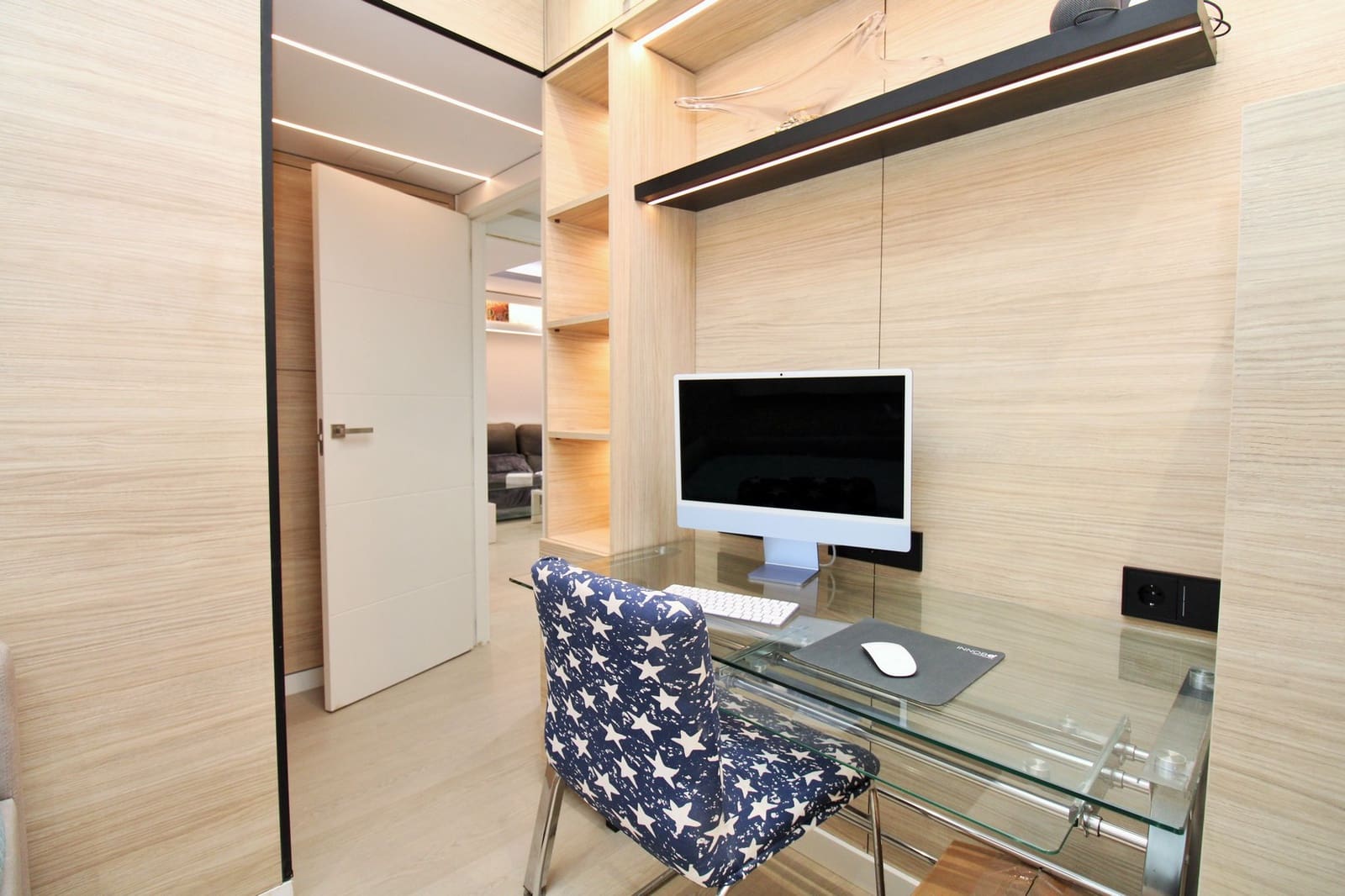 3 bedroom Apartment for sale in Torrevieja with pool - € 280,000 (Ref: 9784844)