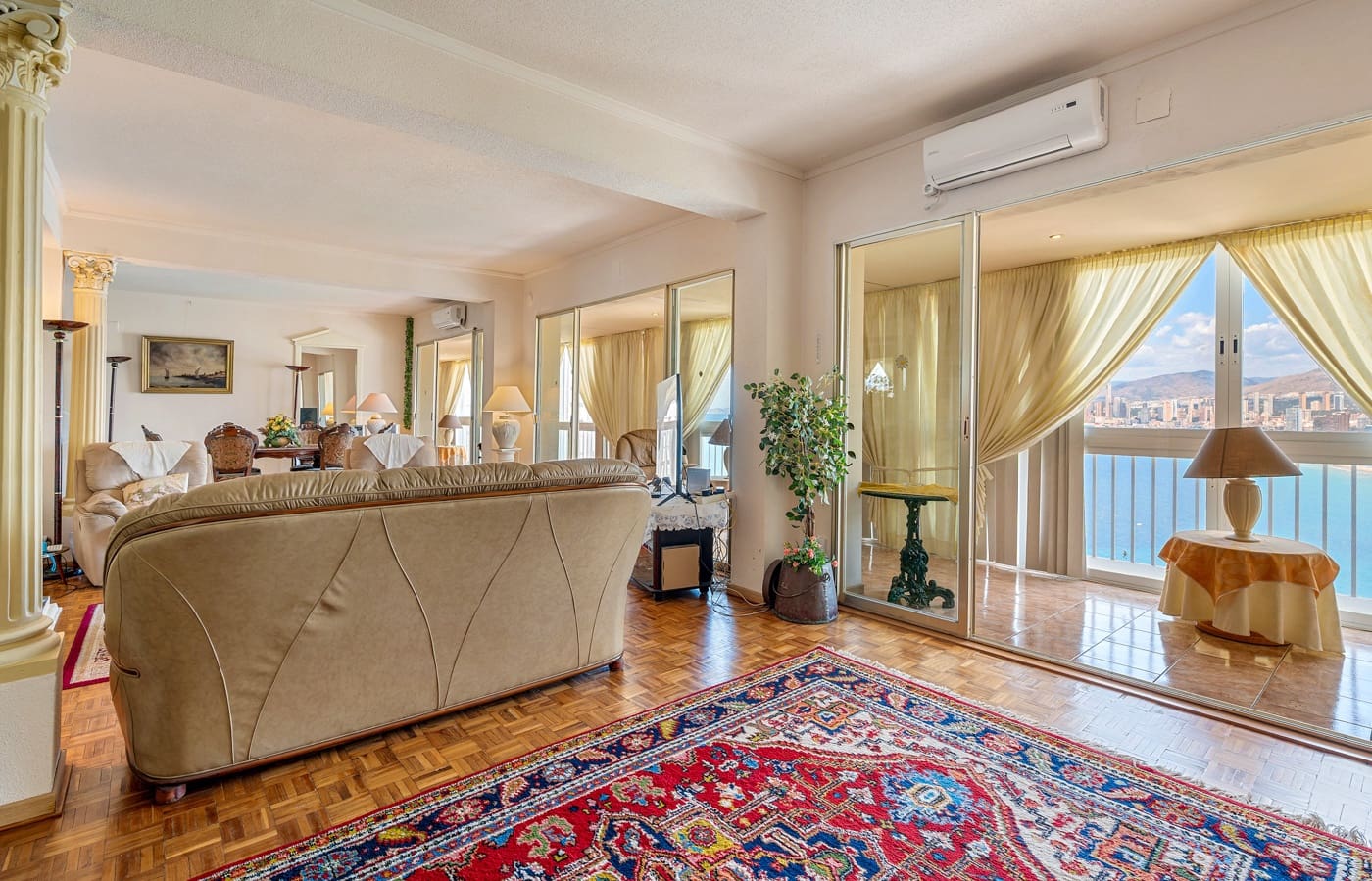 6 sypialnia Penthouse na sprzedaż w Benidorm z basenem - 799 000 € (Ref: 9784846)