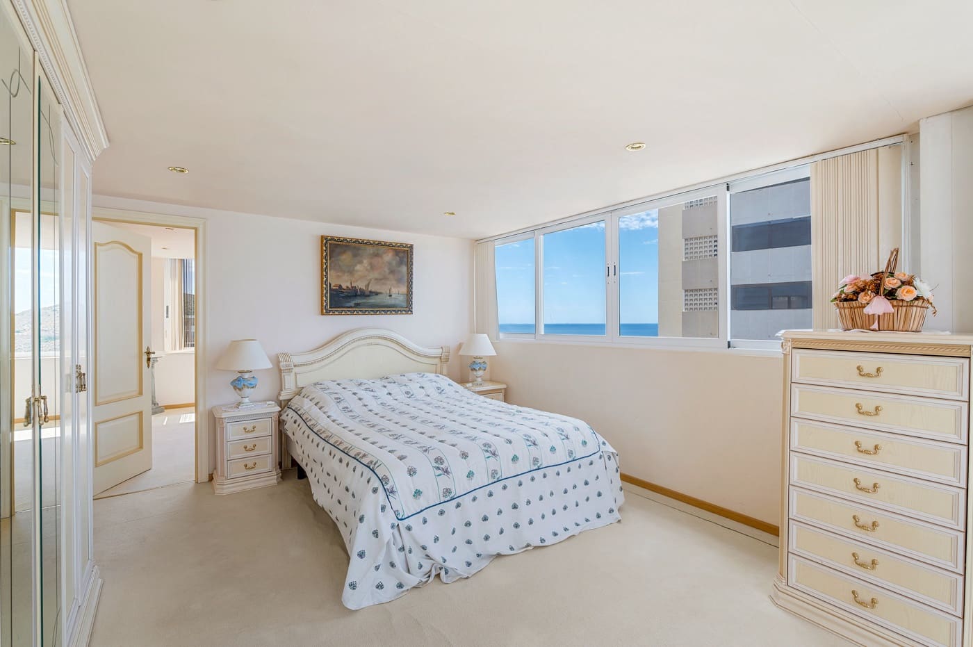 6 bedroom Penthouse for sale in Benidorm with pool - € 799,000 (Ref: 9784846)