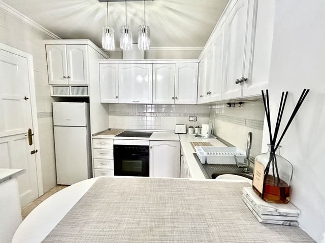 2 sypialnia Dom na sprzedaż w Punta Prima, Orihuela z basenem garażem - 209 999 € (Ref: 9788152)