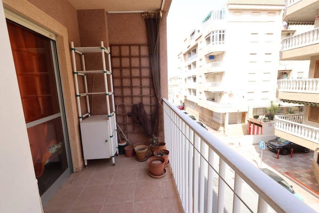 3 sypialnia Apartament przy plaży na sprzedaż w Torrevieja - 160 000 € (Ref: 9788163)