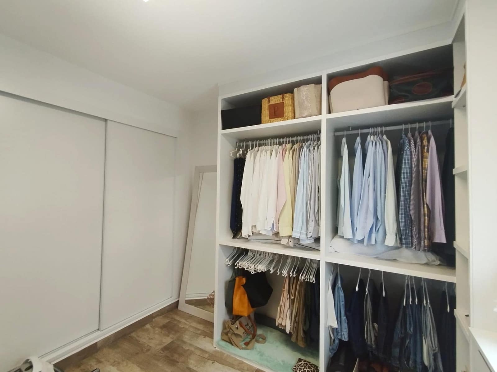 4 chambre Villa/Maison à vendre à Filipinas avec piscine garage - 408 000 € (Ref: 9794083)