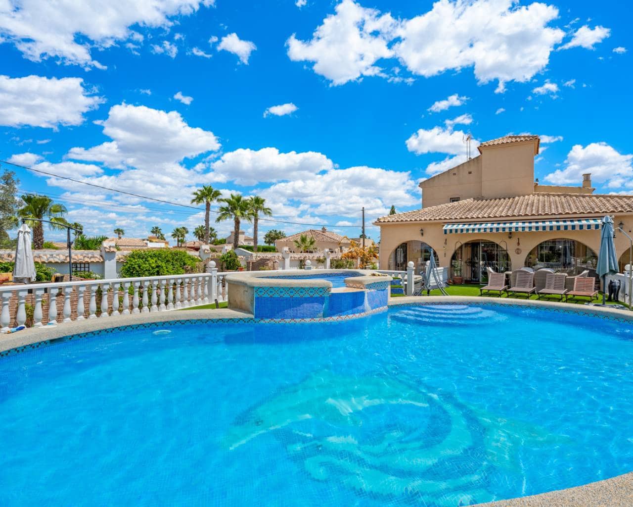 5 bedroom Finca/Country House for sale in Catral with pool garage - € 575,000 (Ref: 9798700)