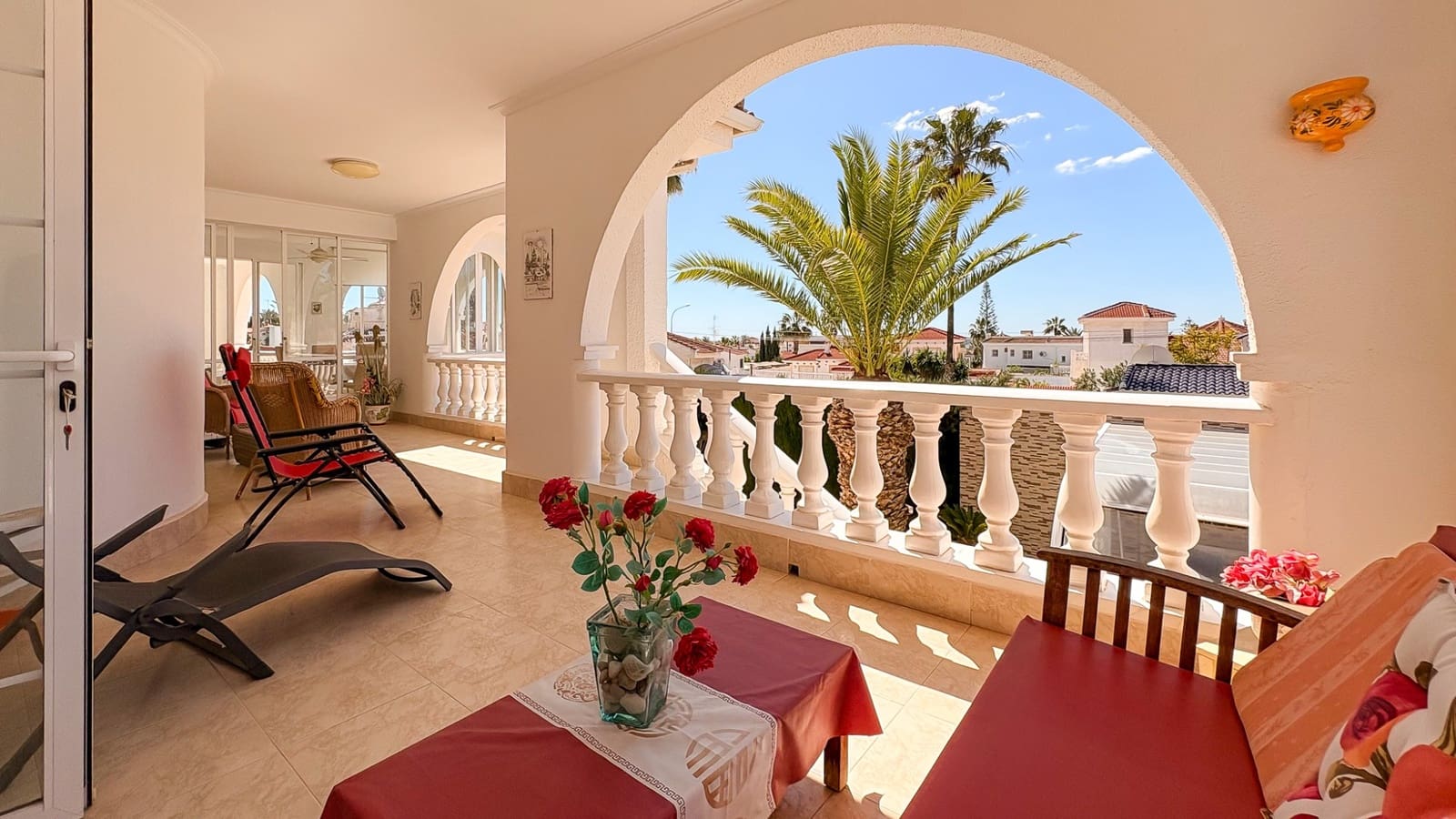 4 soveværelse Villa til salg i Ciudad Quesada med swimmingpool garage - € 734.000 (Ref: 9798701)