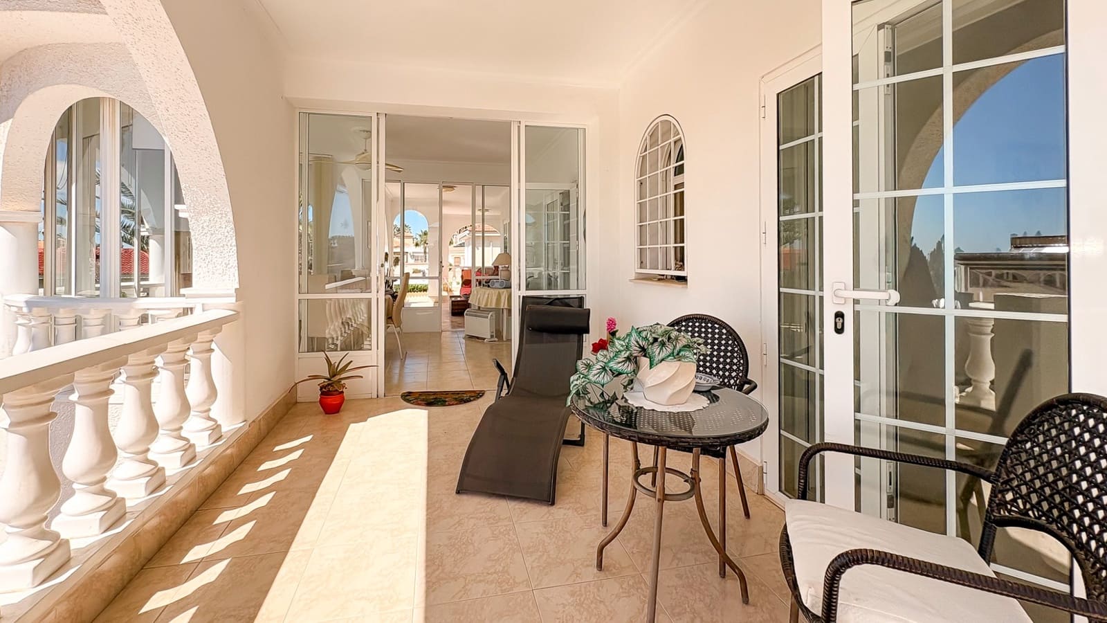 4 soveværelse Villa til salg i Ciudad Quesada med swimmingpool garage - € 734.000 (Ref: 9798701)