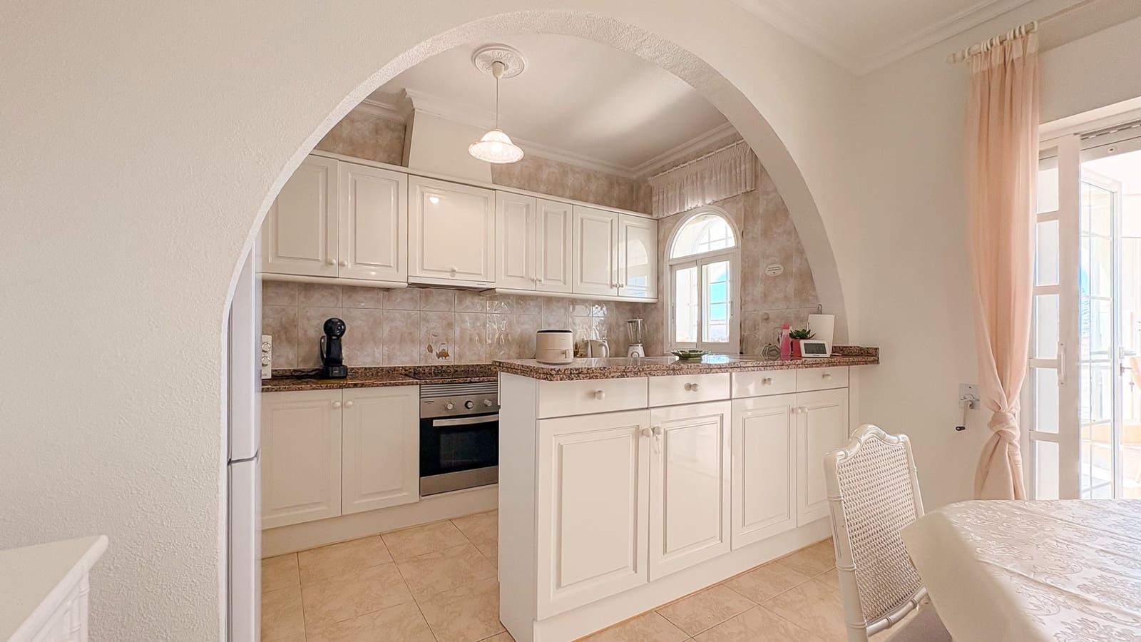 4 soveværelse Villa til salg i Ciudad Quesada med swimmingpool garage - € 734.000 (Ref: 9798701)