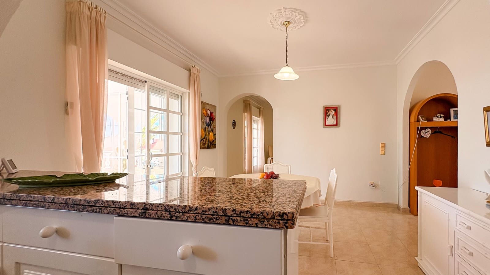 4 soveværelse Villa til salg i Ciudad Quesada med swimmingpool garage - € 734.000 (Ref: 9798701)