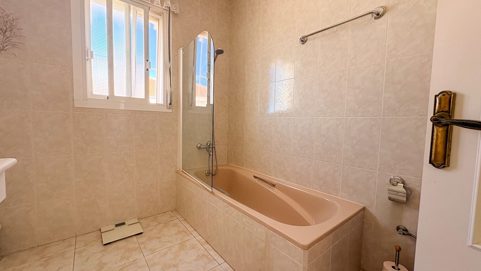 4 soveværelse Villa til salg i Ciudad Quesada med swimmingpool garage - € 734.000 (Ref: 9798701)