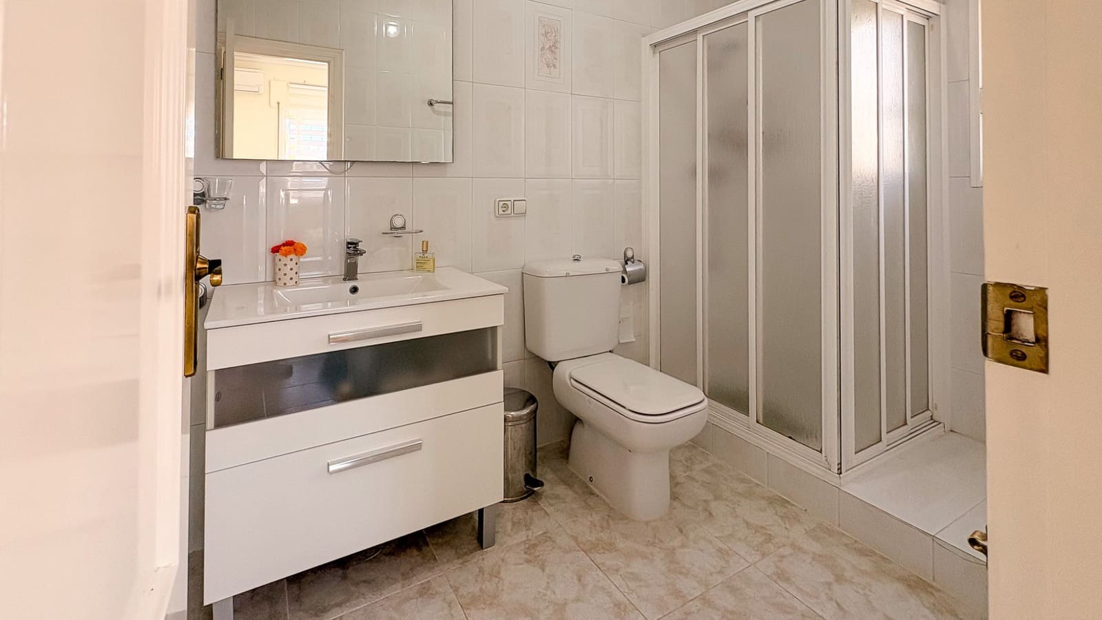 4 soveværelse Villa til salg i Ciudad Quesada med swimmingpool garage - € 734.000 (Ref: 9798701)