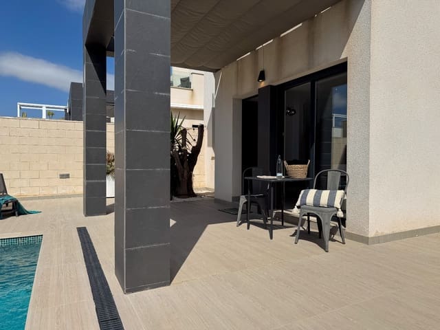 3 soveværelse Villa til salg i Ciudad Quesada, Rojales med swimmingpool - € 395.000 (Ref: 9798702)