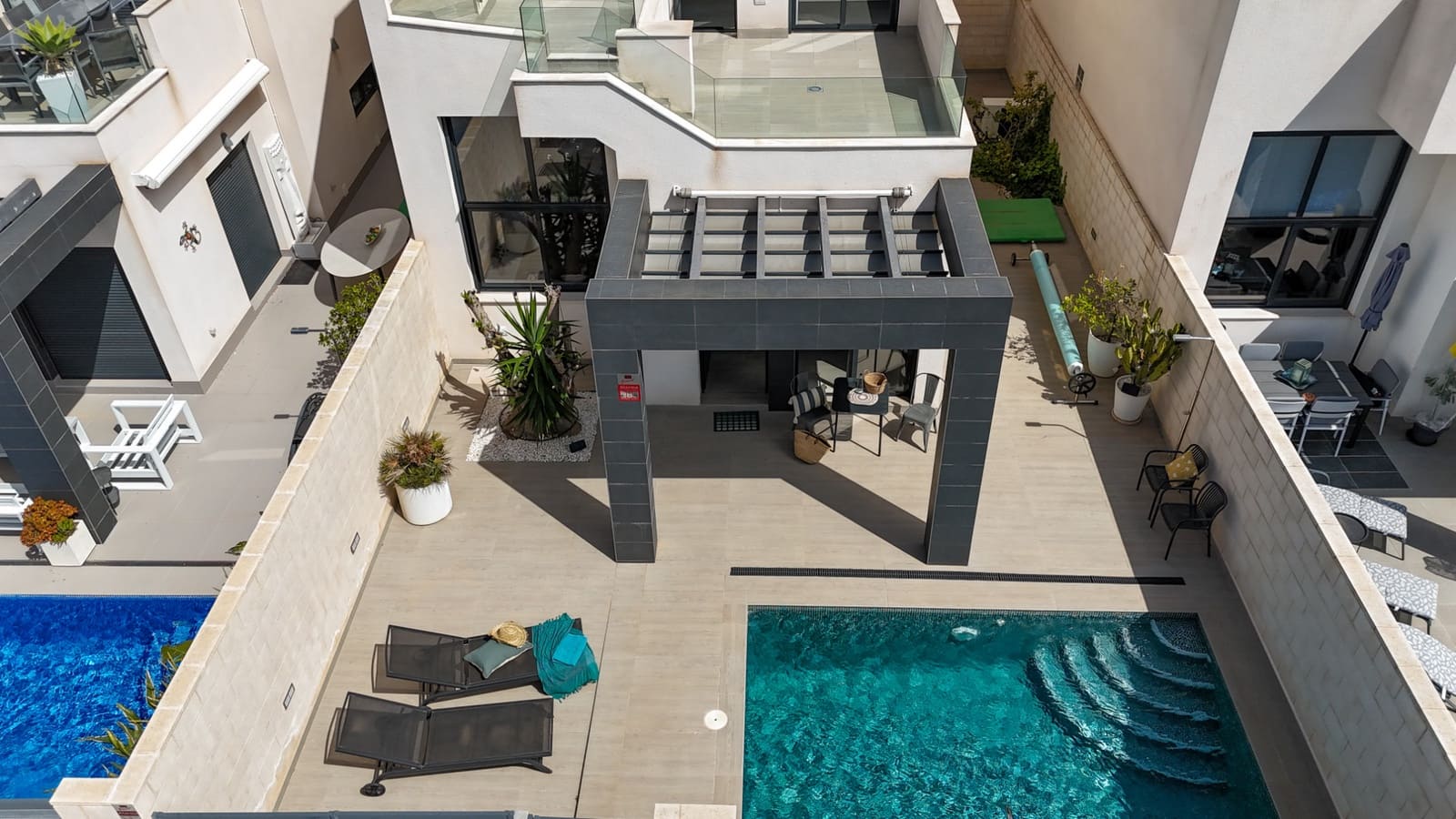 3 soveværelse Villa til salg i Ciudad Quesada med swimmingpool - € 395.000 (Ref: 9798702)