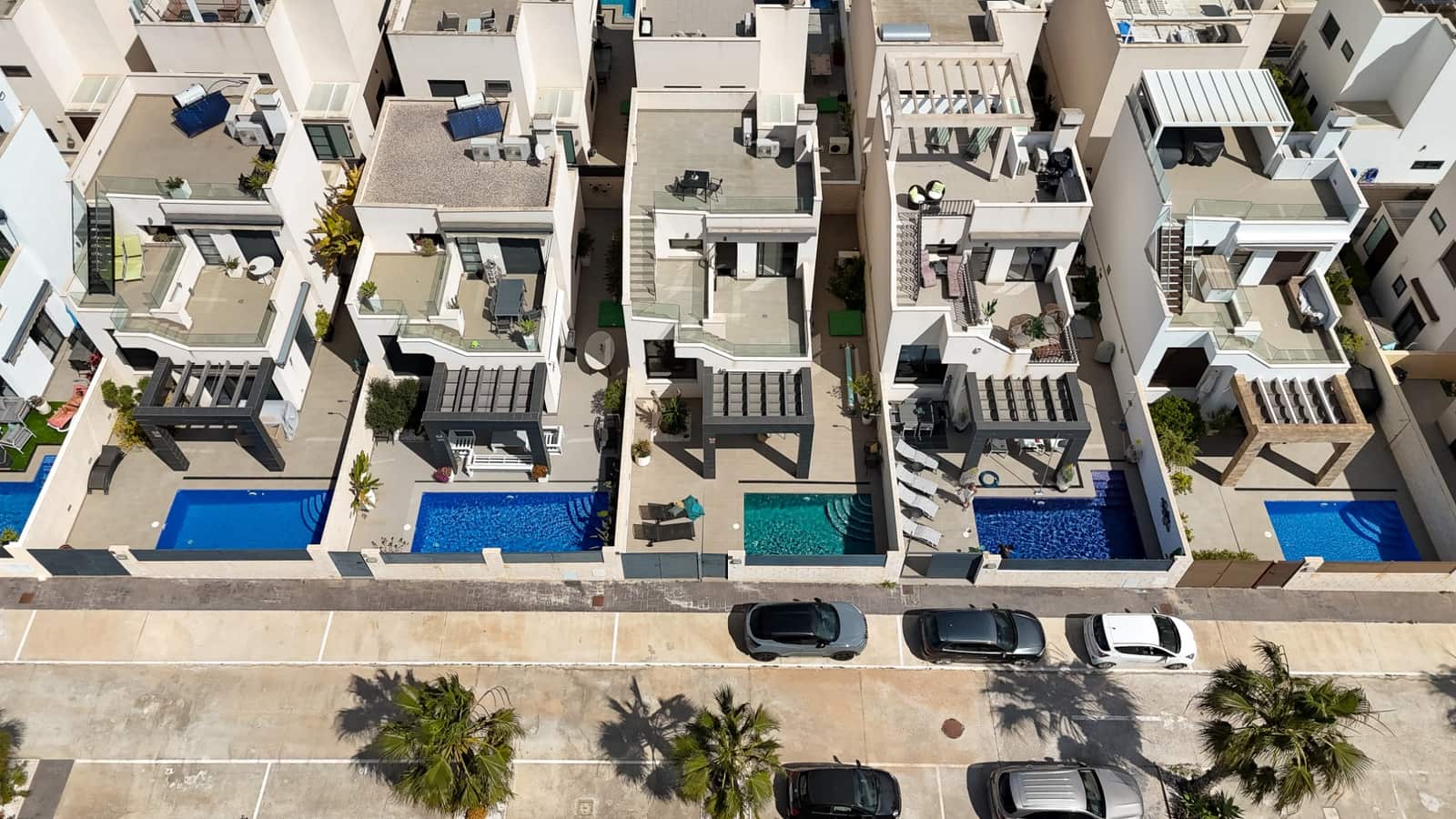 3 soveværelse Villa til salg i Ciudad Quesada med swimmingpool - € 395.000 (Ref: 9798702)