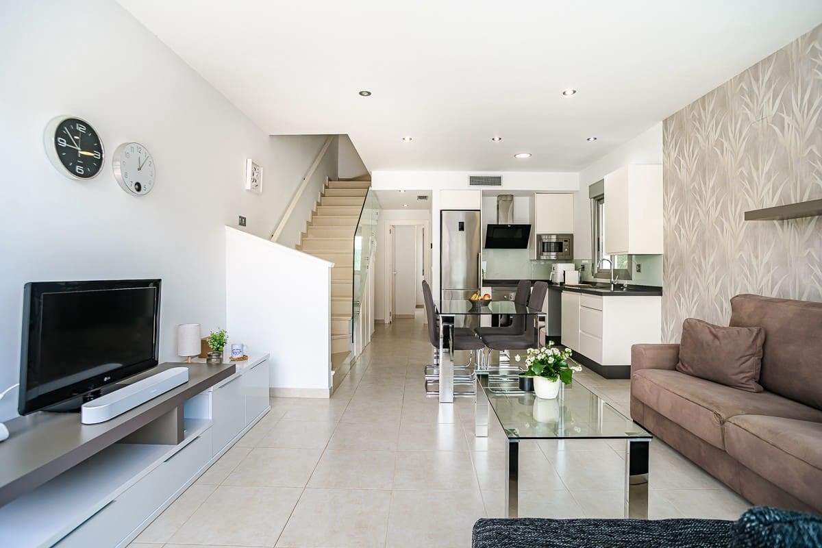 3 soverom Villa til salgs i Lo Pagan med svømmebasseng - € 357 000 (Ref: 9798706)