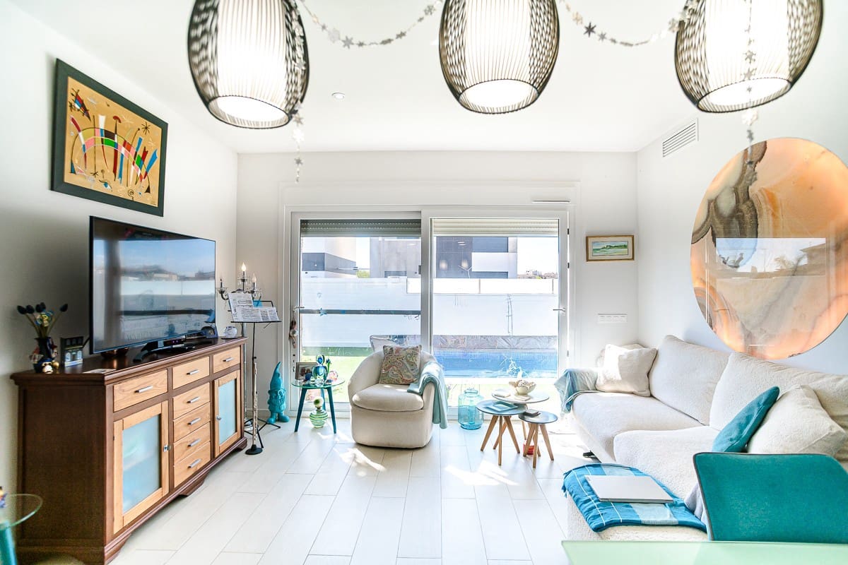 3 slaapkamer Villa te koop in Pilar de la Horadada met zwembad - € 450.000 (Ref: 9798710)