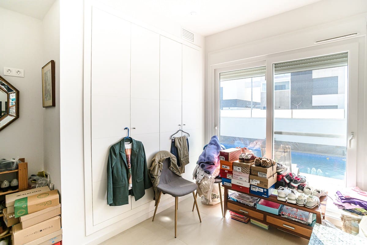 3 slaapkamer Villa te koop in Pilar de la Horadada met zwembad - € 450.000 (Ref: 9798710)