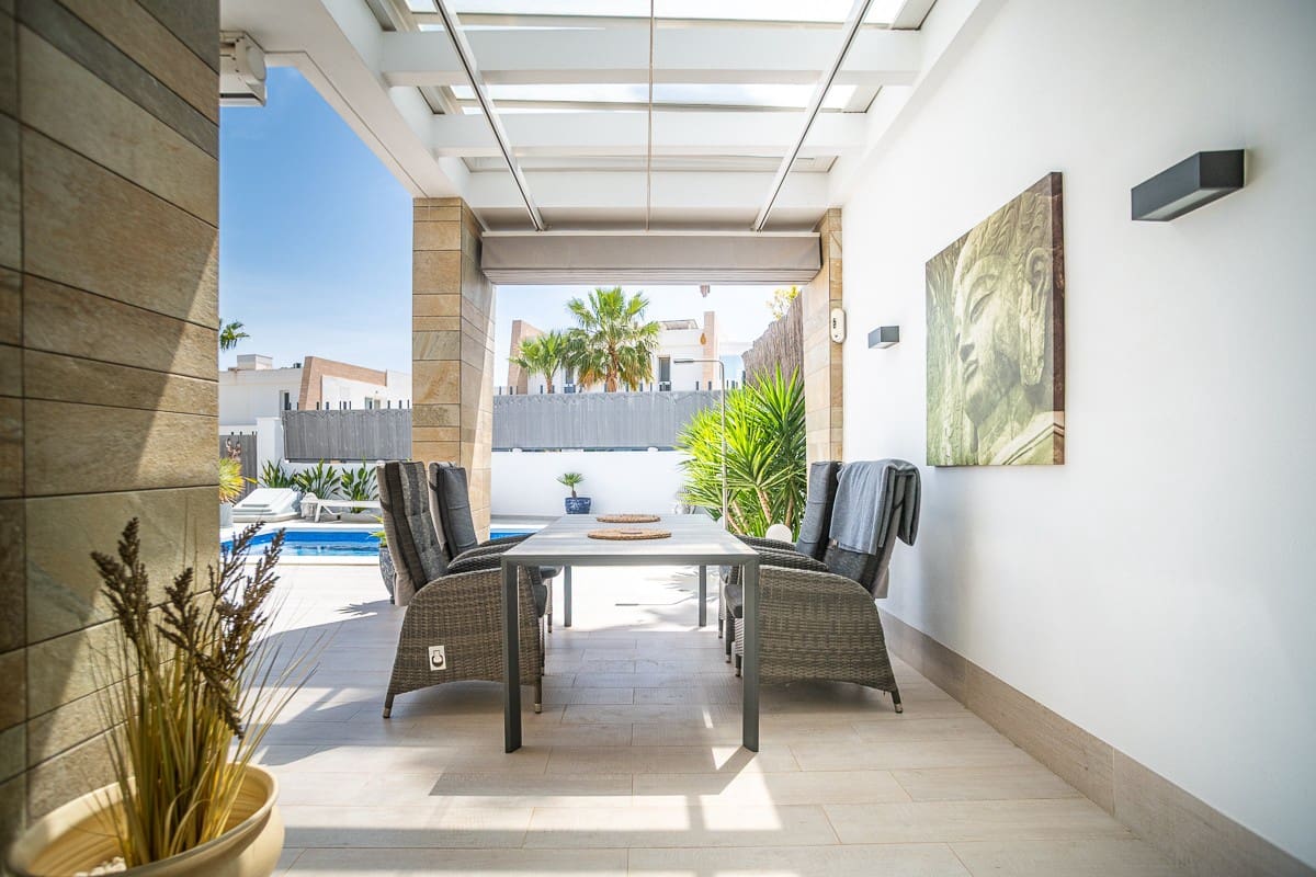 3 chambre Villa/Maison à vendre à Algorfa avec piscine - 585 000 € (Ref: 9798712)