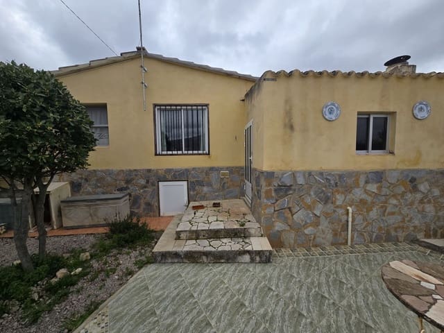 2 chambre Finca/Maison de Campagne à vendre à La Romana - 125 000 € (Ref: 9798713)