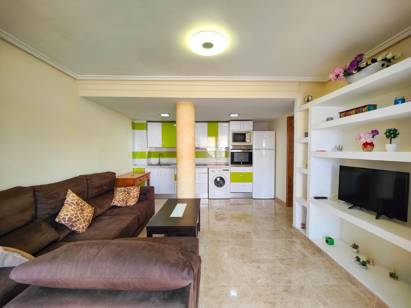 1 soverom Strandleiligheter til salgs i La Mata med svømmebasseng - € 159 900 (Ref: 9798723)