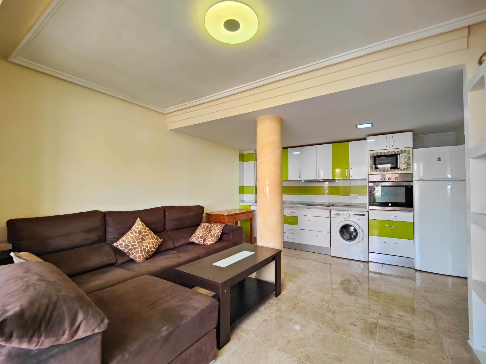 1 soverom Strandleiligheter til salgs i La Mata med svømmebasseng - € 159 900 (Ref: 9798723)