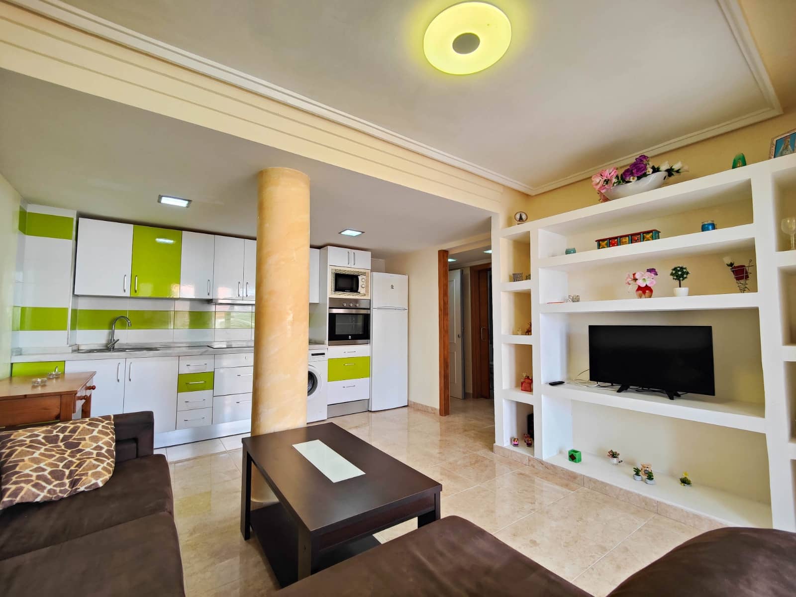 1 soverom Strandleiligheter til salgs i La Mata med svømmebasseng - € 159 900 (Ref: 9798723)