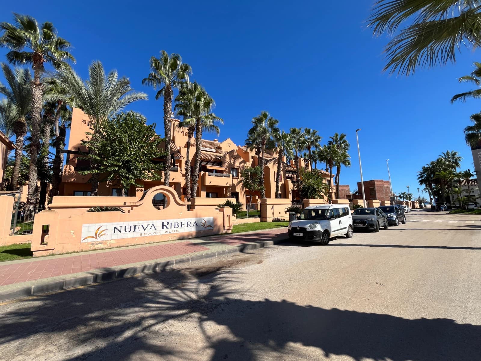 2 soveværelse Strandlejlighed til salg i Los Narejos med swimmingpool garage - € 290.000 (Ref: 9798726)