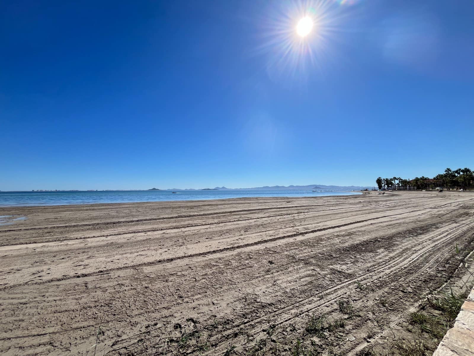 2 soveværelse Strandlejlighed til salg i Los Narejos med swimmingpool garage - € 290.000 (Ref: 9798726)