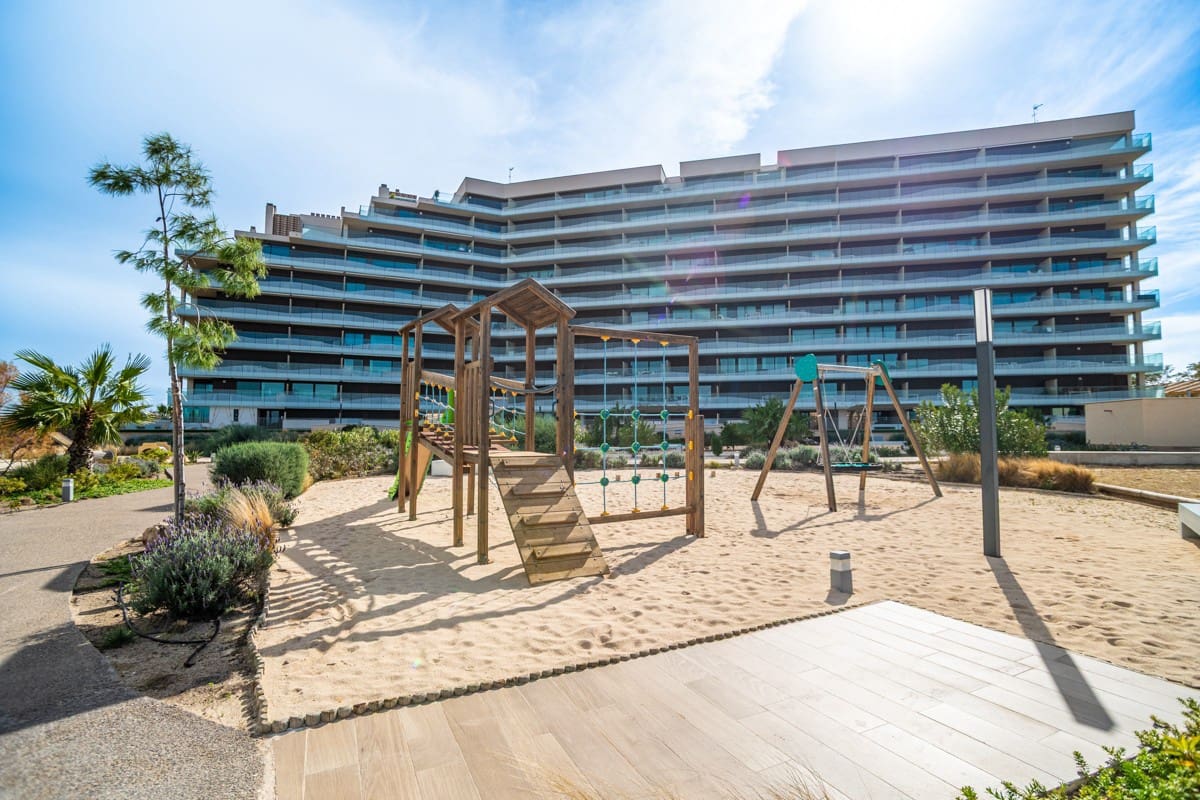 2 sovrum Lägenhet till salu i Mar de Cristal med pool garage - 269 000 € (Ref: 9803934)