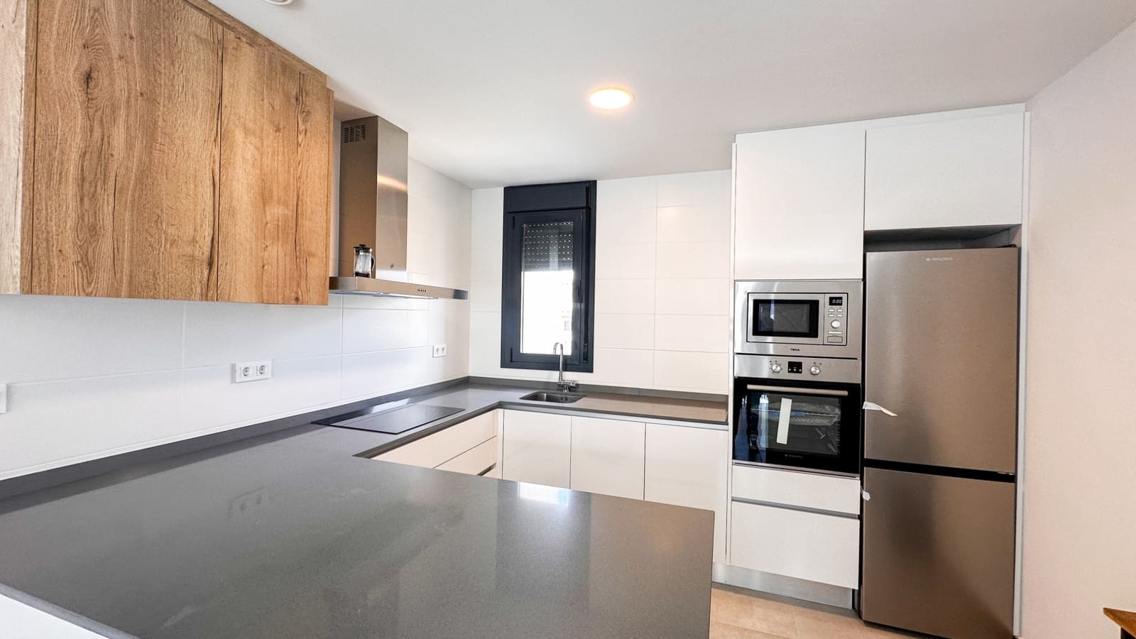 2 sypialnia Apartament na sprzedaż w Orihuela Costa z basenem - 255 000 € (Ref: 9803939)