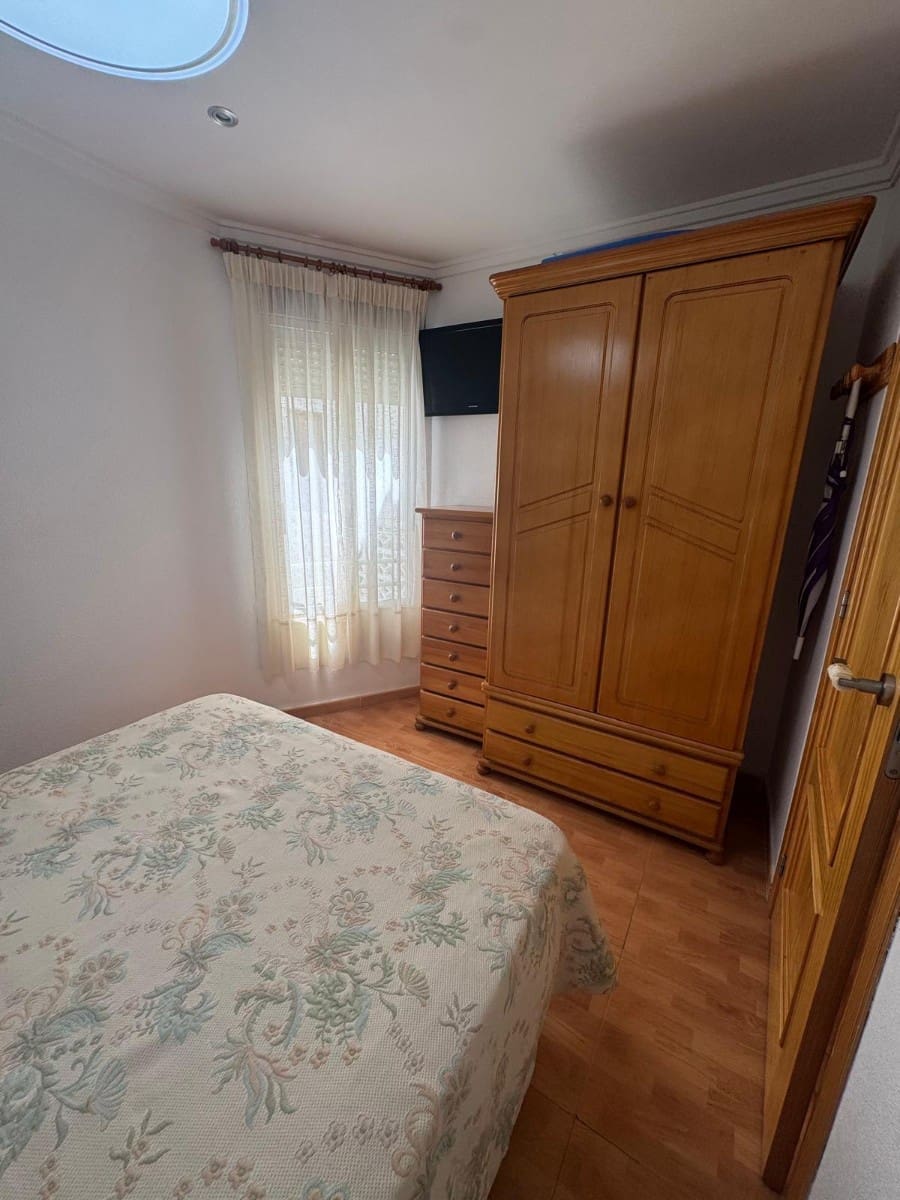 3 slaapkamer Appartement te koop in Guardamar del Segura - € 206.000 (Ref: 9803940)