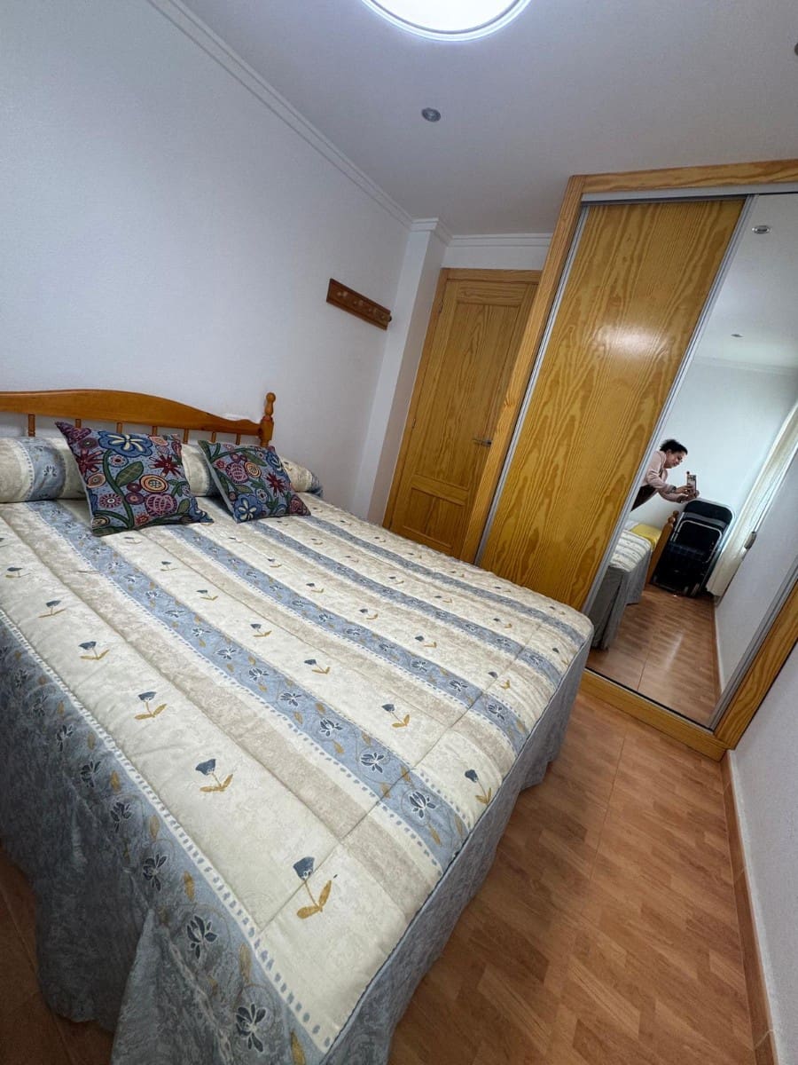 3 slaapkamer Appartement te koop in Guardamar del Segura - € 206.000 (Ref: 9803940)