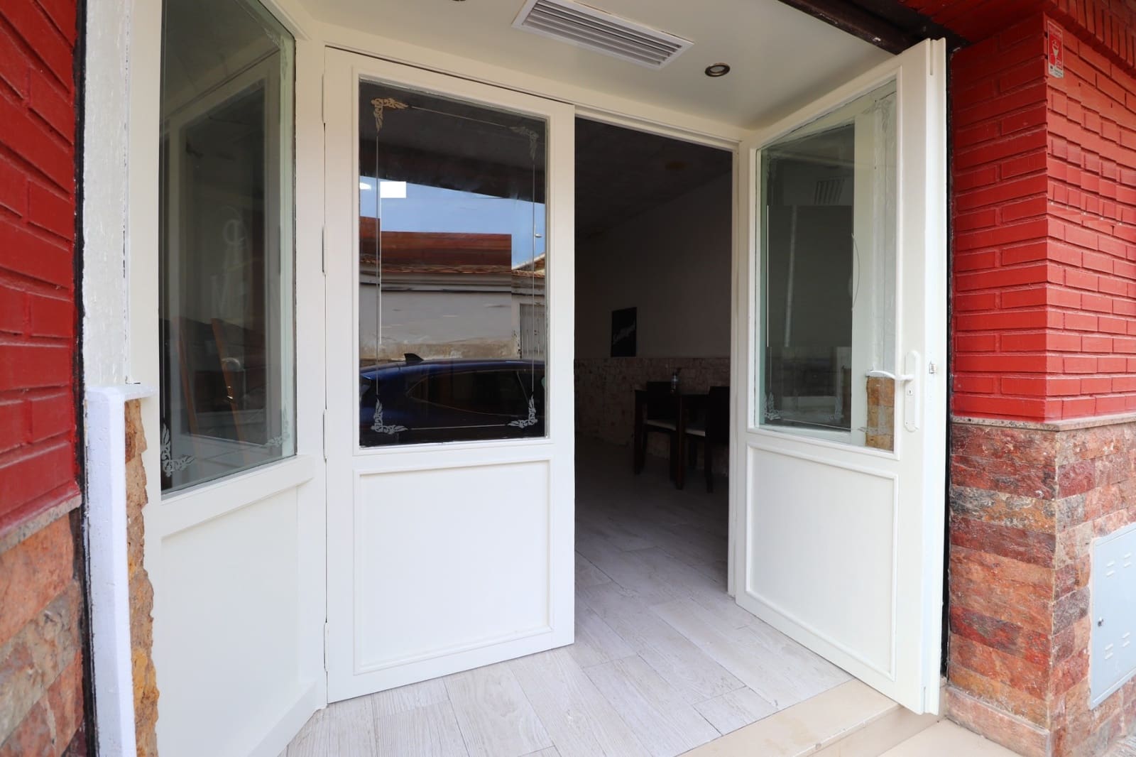 Kommersiell till salu i Benijofar - 147 500 € (Ref: 9806109)