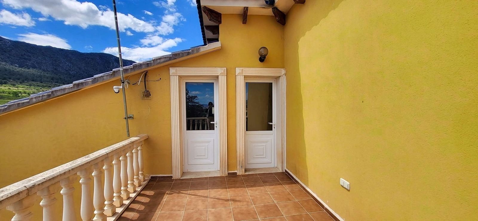 4 Zimmer Villa zu verkaufen in La Romana mit Pool - 345.000 € (Ref: 9806110)