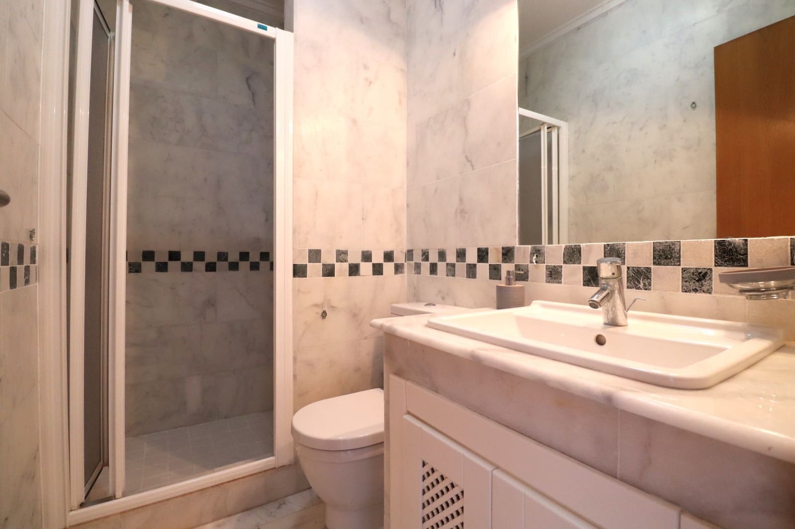 2 bedroom Townhouse for sale in Algorfa with pool garage - € 229,850 (Ref: 9806111)