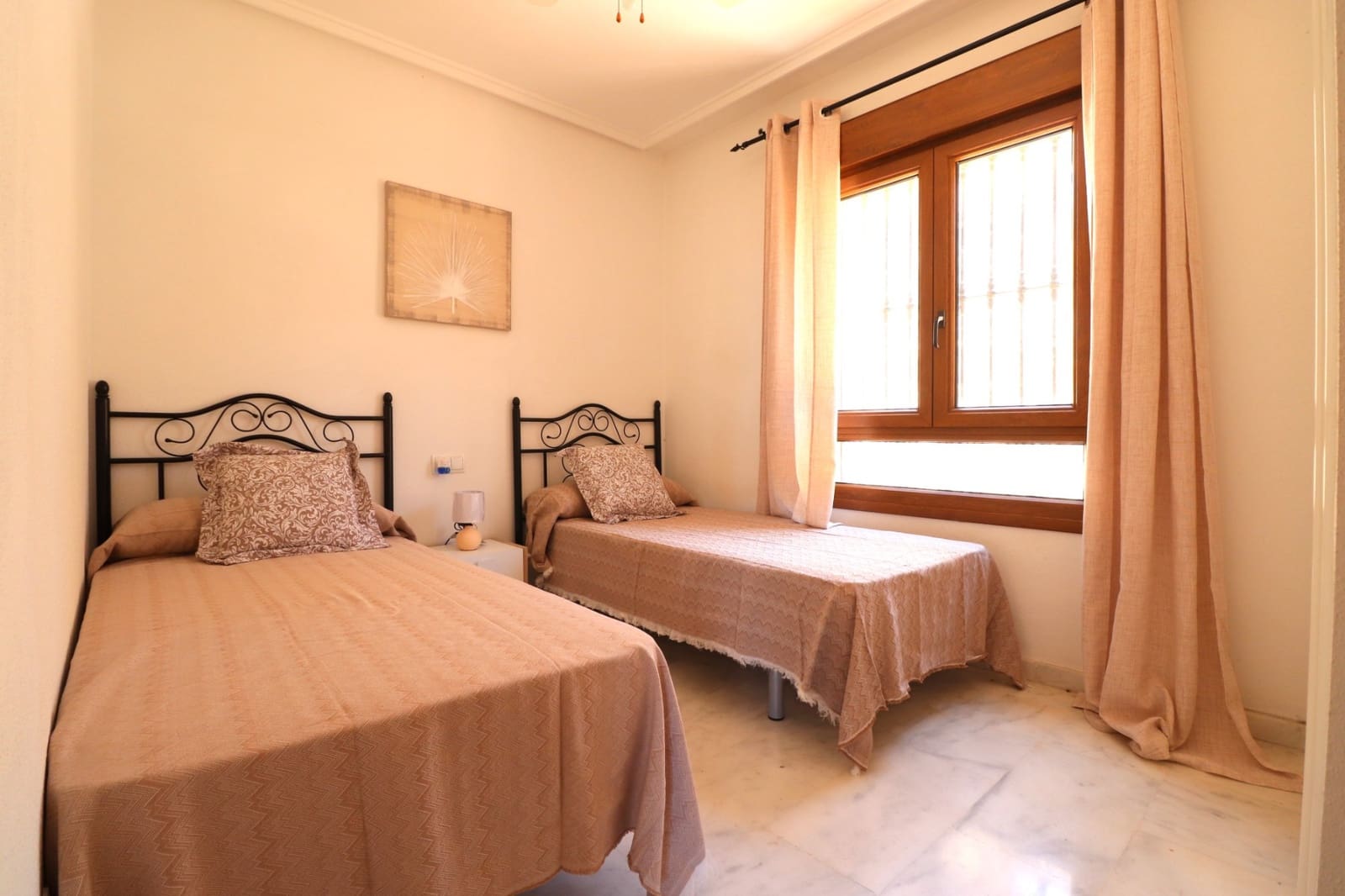 2 bedroom Townhouse for sale in Algorfa with pool garage - € 229,850 (Ref: 9806111)