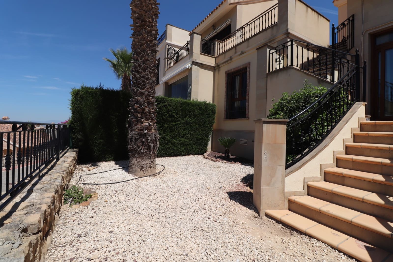 2 bedroom Townhouse for sale in Algorfa with pool garage - € 229,850 (Ref: 9806111)