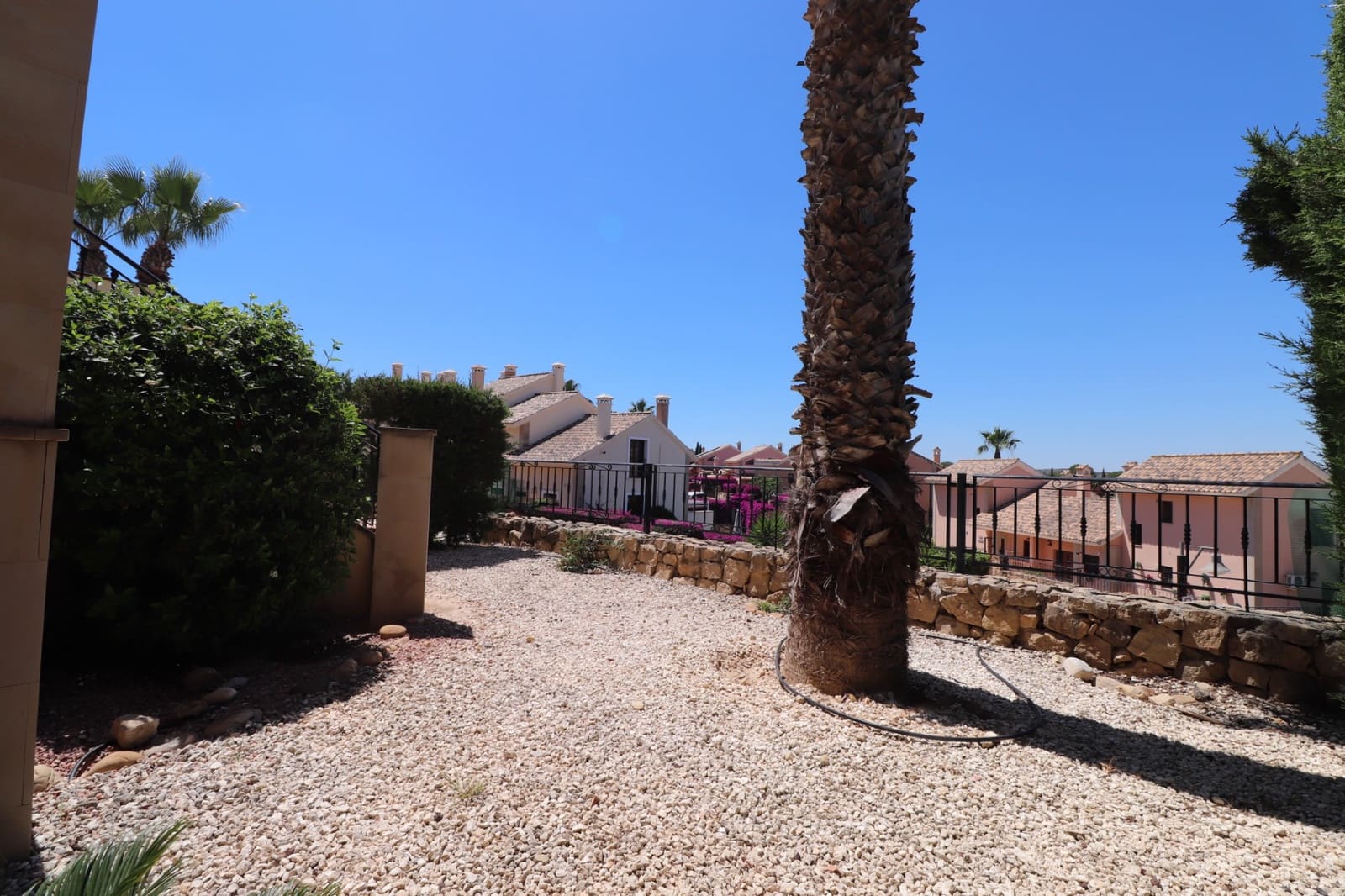 2 bedroom Townhouse for sale in Algorfa with pool garage - € 229,850 (Ref: 9806111)