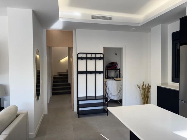 3 Zimmer Villa zu verkaufen in San Fulgencio mit Pool - 430.000 € (Ref: 9806112)