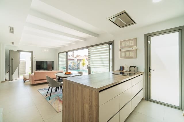 3 chambre Villa/Maison à vendre à Blue Lagoon avec piscine - 524 900 € (Ref: 9806120)