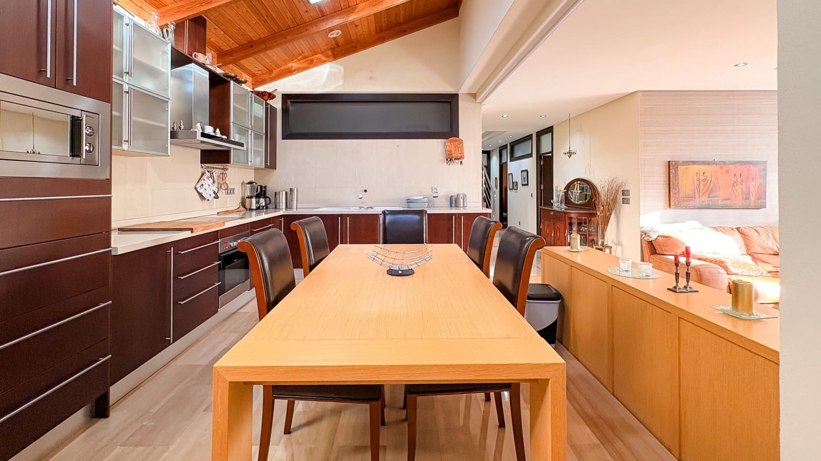 4 quarto Moradia para venda em Guardamar del Segura com piscina garagem - 950 000 € (Ref: 9806122)