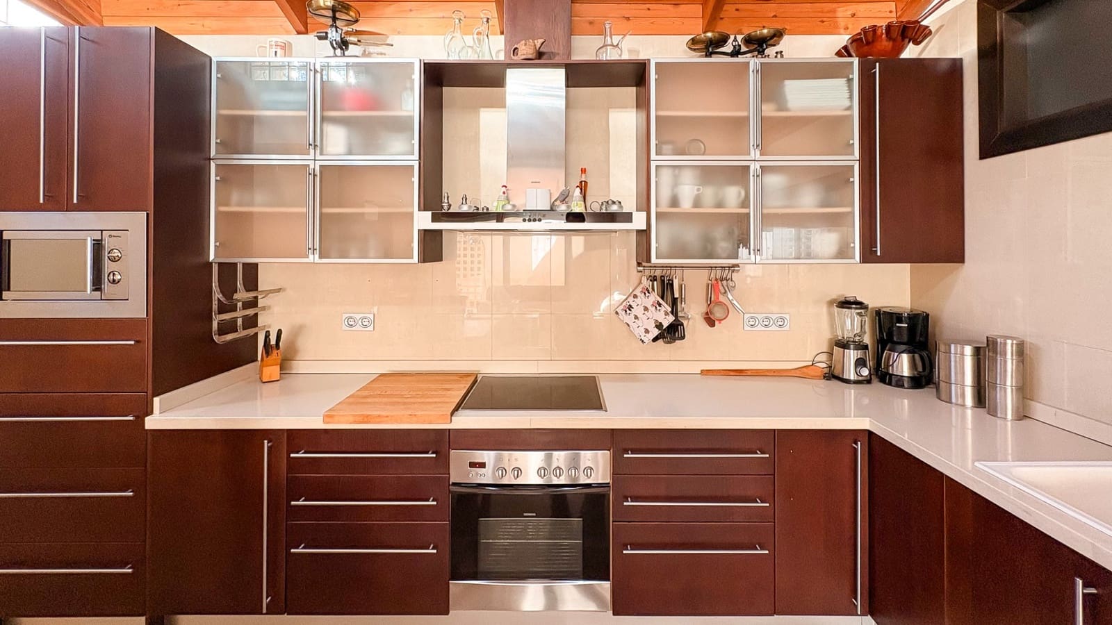 4 quarto Moradia para venda em Guardamar del Segura com piscina garagem - 950 000 € (Ref: 9806122)