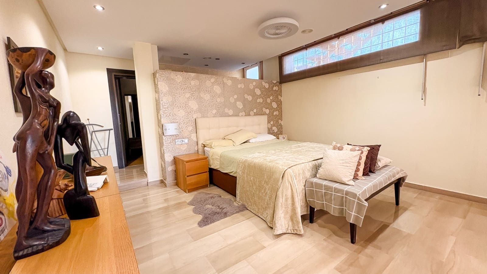 4 quarto Moradia para venda em Guardamar del Segura com piscina garagem - 950 000 € (Ref: 9806122)