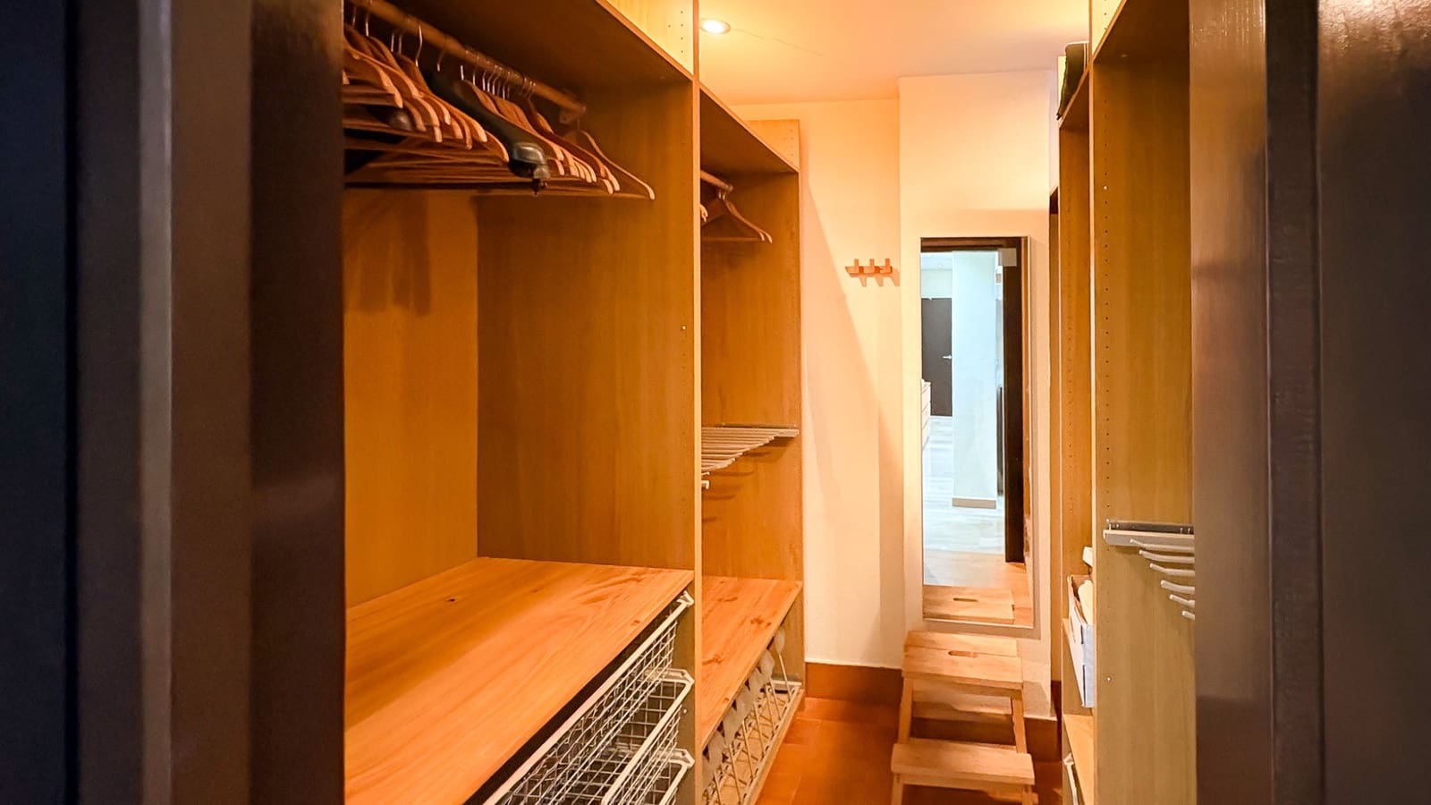 4 quarto Moradia para venda em Guardamar del Segura com piscina garagem - 950 000 € (Ref: 9806122)