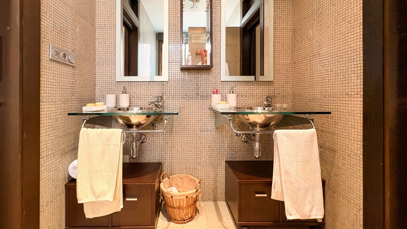 4 quarto Moradia para venda em Guardamar del Segura com piscina garagem - 950 000 € (Ref: 9806122)